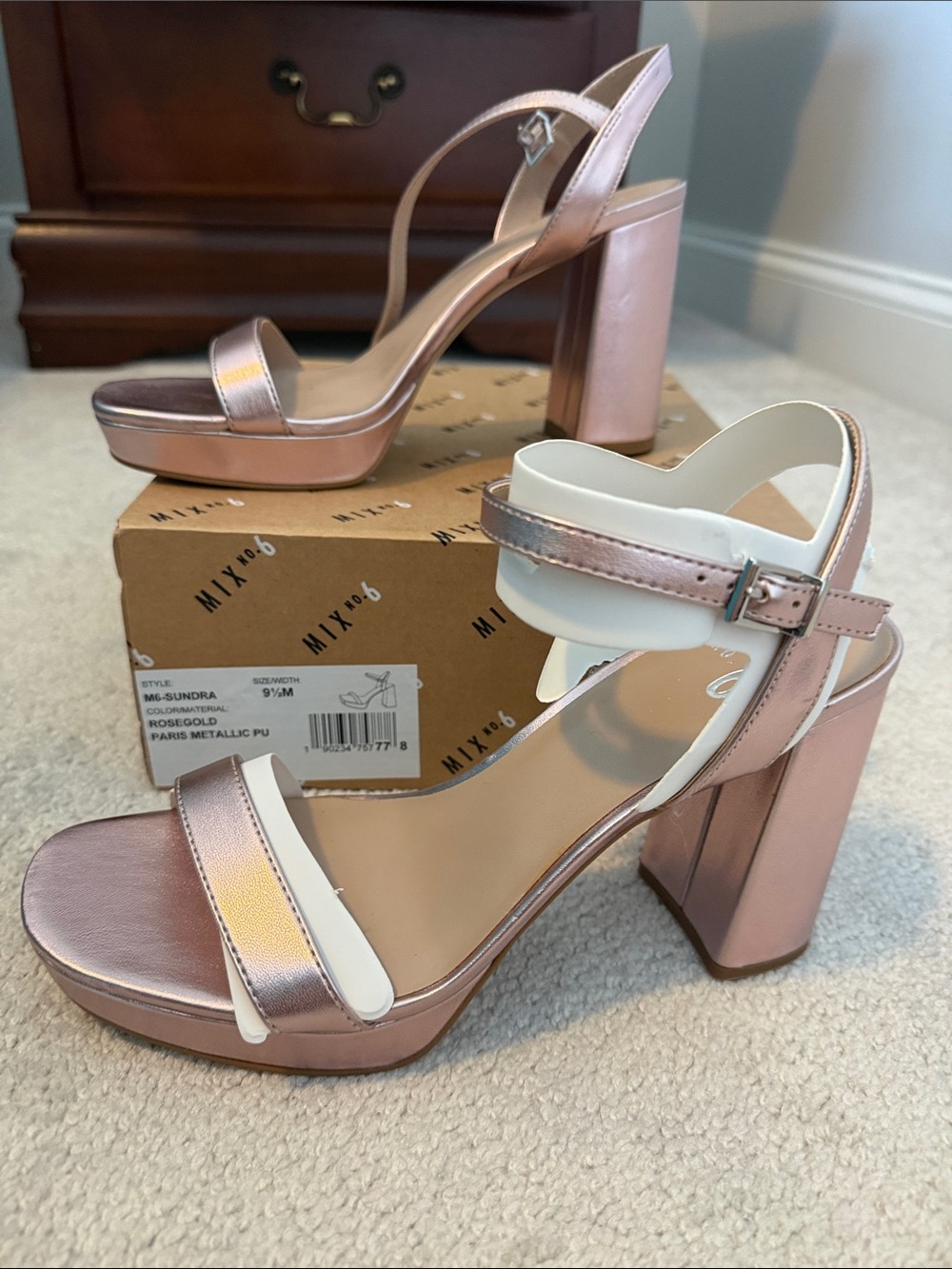NWT Mix No.6 9.5 rose gold platform sandals